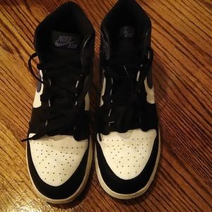 Air Jordan 1 retro high top OG 575441 size 7y